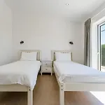 Benjamin - Villa