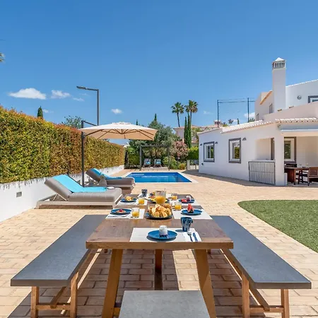 Benjamin - فالي دو لوبو